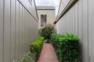 1922 SE Clatter Bridge Rd, Ocala, FL 34471, Sold 04/30/19