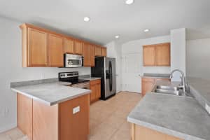 5758 SW 40th St, Ocala, FL 34474, Sold 04/24/19