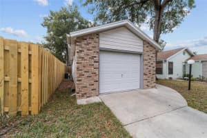 2302 NE 40th Ave, Ocala, FL 34470, Sold 03/17/22