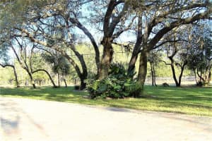 9885 E Lindale Ct, Inverness, FL 34450, Sold 04/12/22