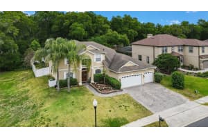 211 BLUE CRYSTAL DR, DELAND, FL 32720 Sold 08/02/22
