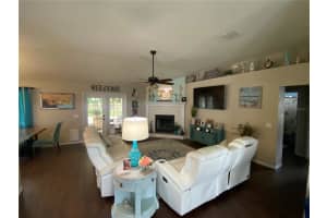 978 NW 256th Dr, Newberry, FL 32669, Sold 06/23/22
