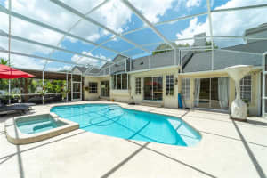 1272 SHELTER ROCK RD, ORLANDO, FL 32835 Sold 07/15/22