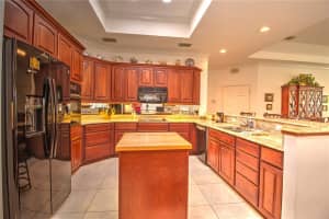 2052 TWIN BRIDGE CT, OCALA, FL 34471 Sold 08/31/22
