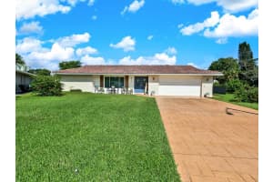 8015 NW 108TH AVE, TAMARAC, FL 33321 Sold 09/26/22