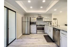 7550 SUNSHINE SKYWAY LN S #124, ST PETERSBURG, FL 33711 Sold 09/21/22