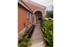 936 SAVANNAH FALLS DR, WESTON, FL 33327 Sold 08/19/22