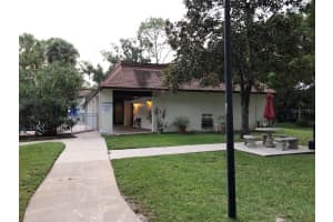 2400 Forest Dr, Inverness, FL 34453, Sold 10/17/22