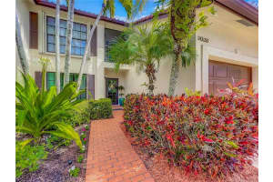 3026 Lucerne Park Dr, Greenacres, FL 33467, Sold 11/14/22