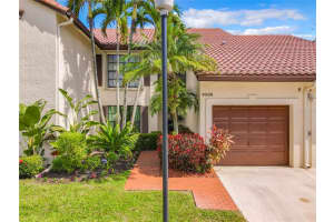 3026 Lucerne Park Dr, Greenacres, FL 33467, Sold 11/14/22