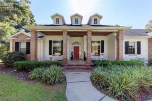 829 SE 36TH LN, OCALA, FL 34471 Sold 06/16/23
