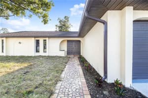 10107 BRIAR CIR, HUDSON, FL 34667 Sold 03/27/23