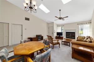 2324 19TH CIRCLE, OCALA, FL 34471 Sold 04/19/23