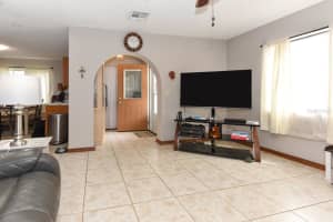 2056 Oak Meadow Circle Daytona Beach, FL 32119 Sold 05/15/23