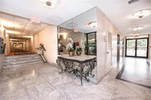 800 195 STREET, MIAMI, FL 33179 Sold 07/12/23
