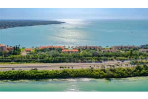 7520 SUNSHINE SKYWAY LANE, SAINT PETERSBURG, FL 33711 Sold 09/01/23