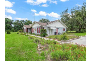 7200 SE HIGHWAY 42, SUMMERFIELD, FL 34491 Sold 02/14/25