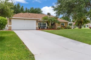 2301 QUEEN PALM COURT, LEESBURG, FL 34748 Sold 07/31/23