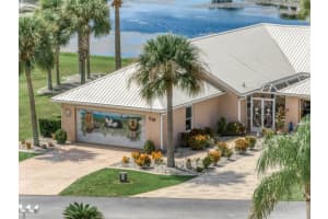 219 CLUBHOUSE COURT, SEBRING, FL 33876 Sold 10/20/23