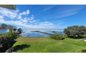 2111 LAKEVIEW DRIVE, SEBRING, FL 33870 Sold 10/28/24
