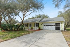 810 LOCH LOMOND COURT, LEESBURG, FL 34788 Sold 09/20/24