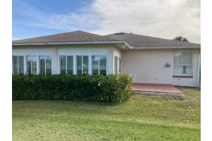 610 GRAND VISTA TRAIL, LEESBURG, FL 34748 Sold 08/08/25