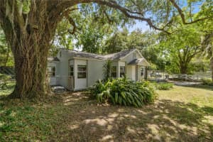 1221 OSCEOLA AVENUE, LEESBURG, FL 34748 Sold 09/25/24