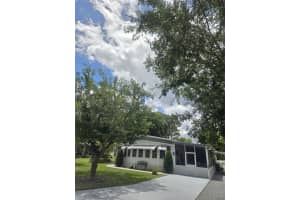 620 62ND TERRACE, OCALA, FL 34470 Sold 09/03/24