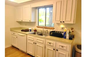 8524 105TH PLACE, OCALA, FL 34481 Sold 08/02/24