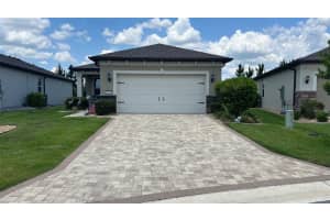 5910 93RD CIRCLE, OCALA, FL 34481 Sold 12/27/24