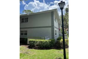 571 MIDWAY TRACK, OCALA, FL 34472 Sold 10/30/24
