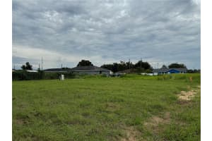 8 SPRUCE LOOP WAY, OCALA, FL 34472 Sold 10/15/24