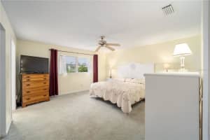 8703 93RD LANE, OCALA, FL 34481 Sold 11/04/24