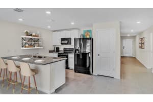 17145 176TH WAY, ALACHUA, FL 32615 Sold 08/07/25