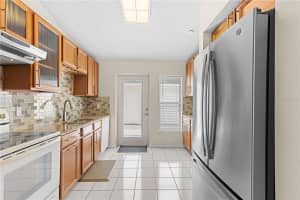 9213 91ST CIRCLE, OCALA, FL 34481 Sold 02/25/25