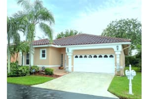 7700 HIGHLANDS CIRCLE, MARGATE, FL 33063 Sold 10/25/24