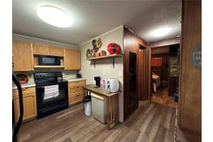 27135 SE HIGHWAY 42, UMATILLA, FL 32784 Sold 10/22/24