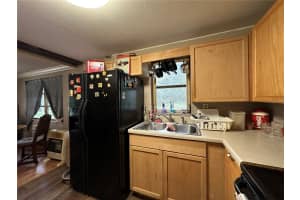 27135 SE HIGHWAY 42, UMATILLA, FL 32784 Sold 10/22/24
