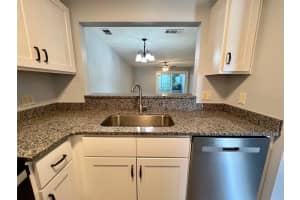 2115 38TH AVENUE, OCALA, FL 34470 Sold 01/17/25