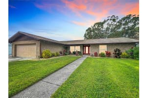 2827 SUNSET DRIVE, WINTER HAVEN, FL 33881 Sold 12/20/24