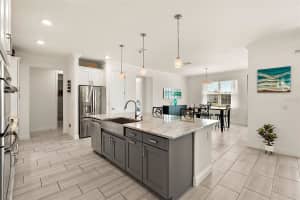 8512 94TH CIRCLE, OCALA, FL 34481 Sold 04/21/25