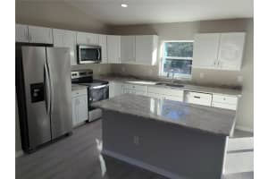 8 MALAUKA PASS PLACE, OCKLAWAHA, FL 32179 Sold 02/13/25