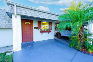 342 EASTON COURT, LEHIGH ACRES, FL 33936 Sold 01/07/25