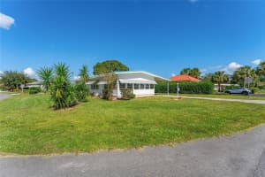 903 ALOHA WAY, LADY LAKE, FL 32159 Sold 06/16/25