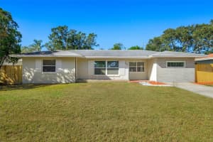 692 OAKWOOD DRIVE, DUNEDIN, FL 34698 Sold 04/03/25