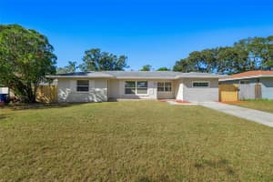 692 OAKWOOD DRIVE, DUNEDIN, FL 34698 Sold 04/03/25