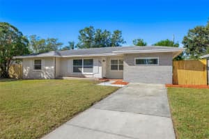 692 OAKWOOD DRIVE, DUNEDIN, FL 34698 Sold 04/03/25