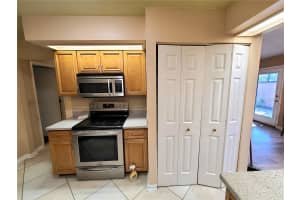 1906 37TH COURT CIRCLE, OCALA, FL 34471 Sold 02/28/25