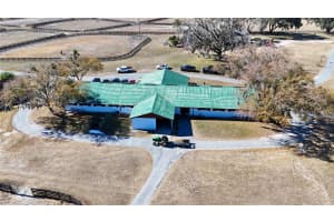 2153 SE Hwy-41 SE HIGHWAY 41, MORRISTON, FL 32668 - MLS#MFROM691158