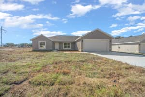 281 LOCUST PASS, OCALA, FL 34472 Sold 09/04/25
